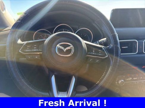 Used 2020 MAZDA CX-5 Touring image 4