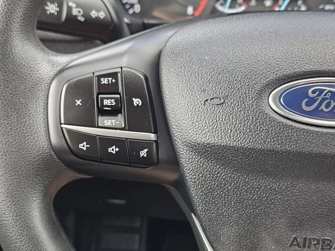 Used 2022 Ford Escape SE FWD image 34