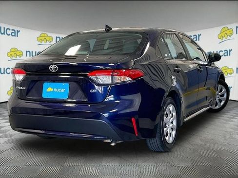 Certified 2022 Toyota Corolla LE FWD image 6