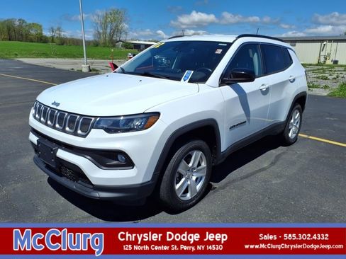 Used 2022 Jeep Compass Latitude w/ Convenience Group image 1