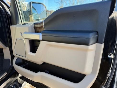 Used 2016 Ford F150 Lariat w/ Equipment Group 502A Luxury image 32