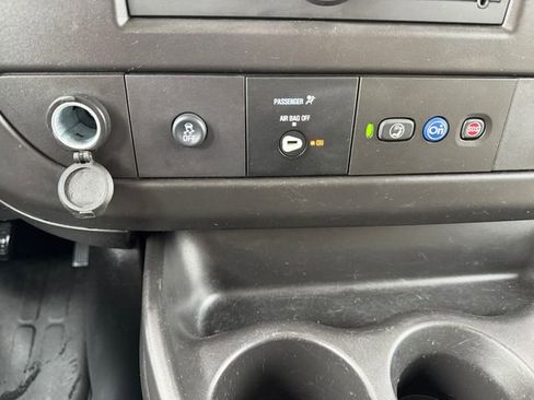 Used 2023 Chevrolet Express 3500 LS image 23