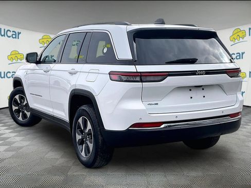 Used 2023 Jeep Grand Cherokee 4WD 4xe image 4