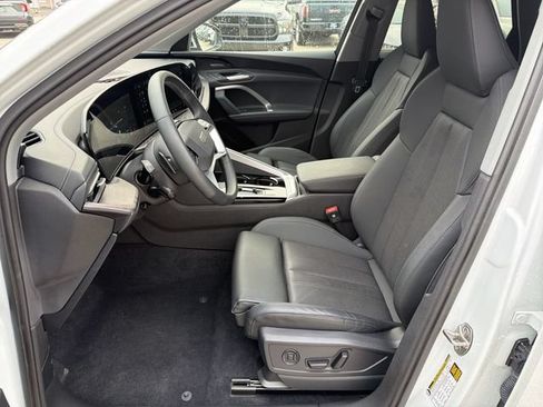 Used 2025 Audi Q5 Premium Plus AWD/4WD image 13
