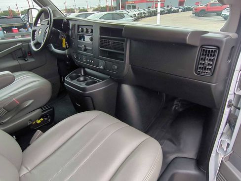 Used 2022 Chevrolet Express 2500 Extended w/ Driver Convenience Package image 25