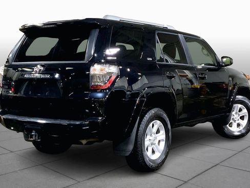 Used 2016 Toyota 4Runner SR5 image 13