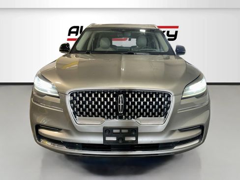 Used 2023 Lincoln Aviator Reserve w/ Equipment Group 201A AWD/4WD image 2