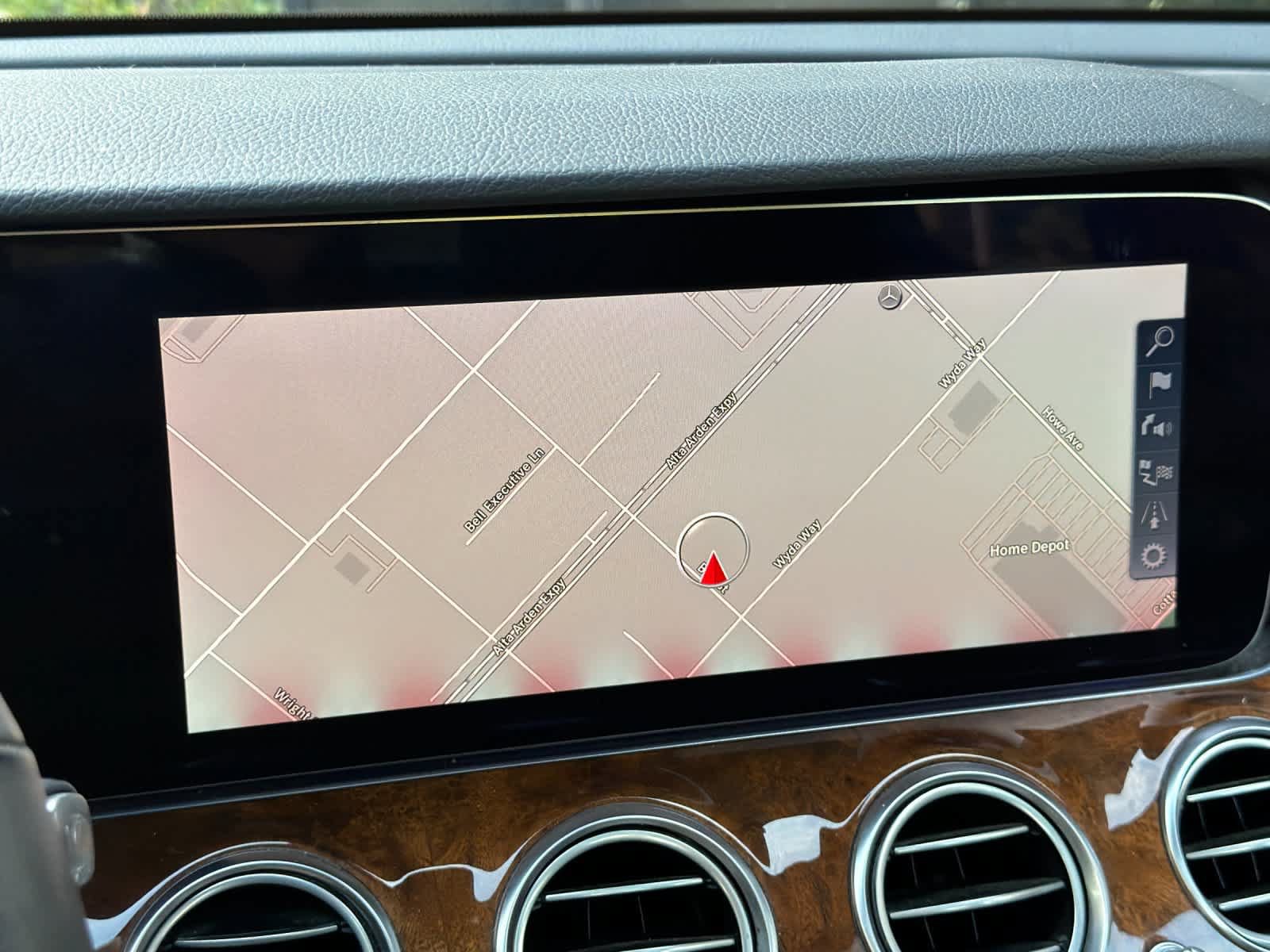 Used 2019 Mercedes-Benz E 300 image 14