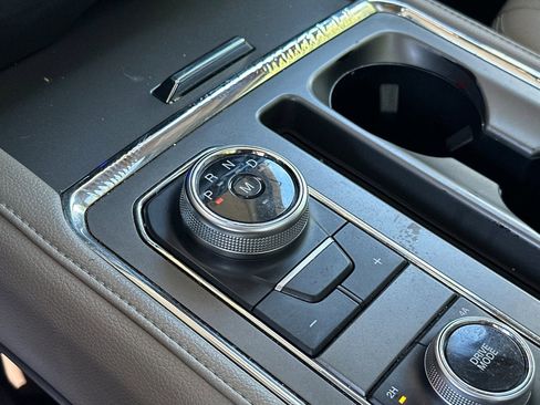 Used 2020 Ford Expedition XLT w/ Equipment Group 202A image 22