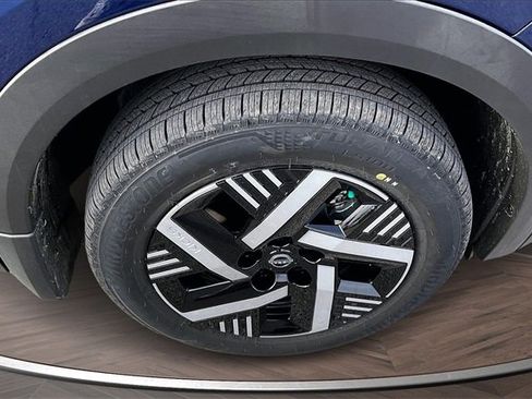 New 2026 Nissan Kicks SV w/ SV Premium Package image 12