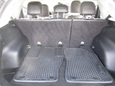 Used 2018 Jeep Compass Trailhawk w/ Cold Weather Group image 30