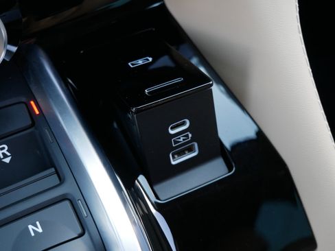 Used 2023 Acura MDX w/Advance Package image 32