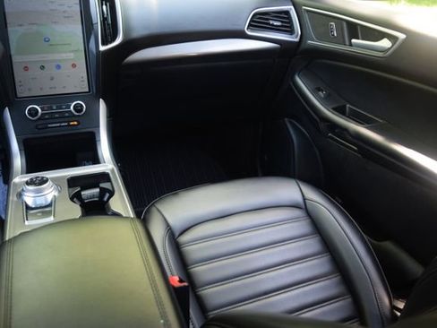Used 2024 Ford Edge SEL w/ Convenience Package AWD/4WD image 14