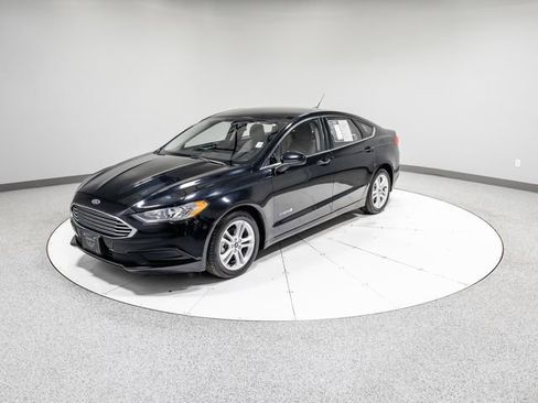 Used 2018 Ford Fusion S image 33