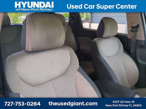 Certified 2021 Hyundai Santa Fe SEL w/ Cargo Package FWD image 6