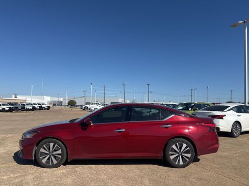 Certified 2022 Nissan Altima 2.5 SL image 12