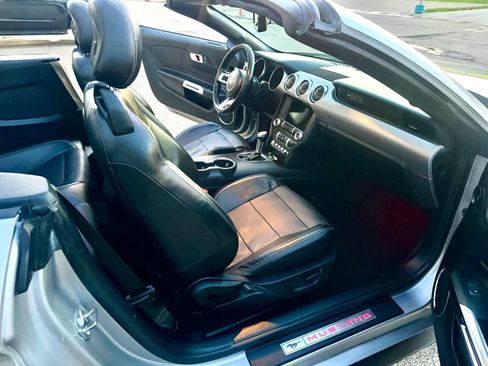 Used 2020 Ford Mustang Premium RWD image 24