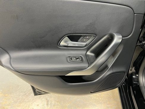 Used 2023 Mercedes-Benz CLA 250 4MATIC image 24