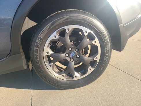 Used 2023 Subaru Crosstrek 2.0i image 11