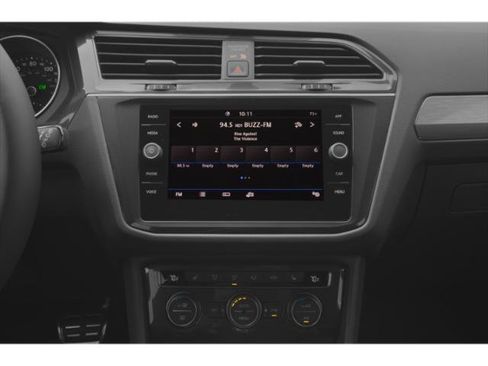 Used 2021 Volkswagen Tiguan SE R-Line FWD image 10