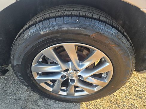 Used 2015 INFINITI QX60 image 30