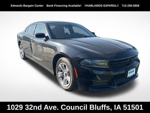 Used 2019 Dodge Charger SXT RWD image 1