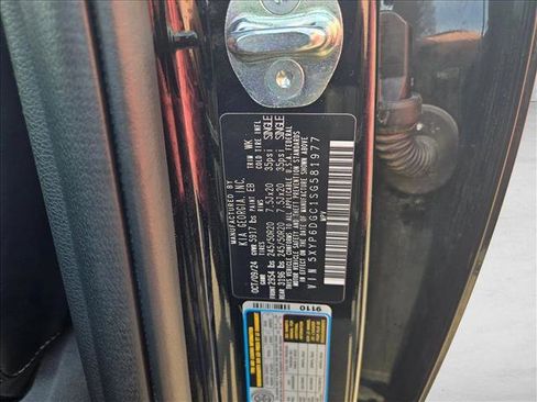 Used 2025 Kia Telluride S AWD/4WD image 29