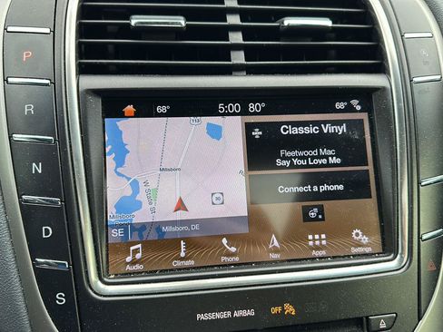 Used 2019 Lincoln Nautilus Reserve FWD image 19
