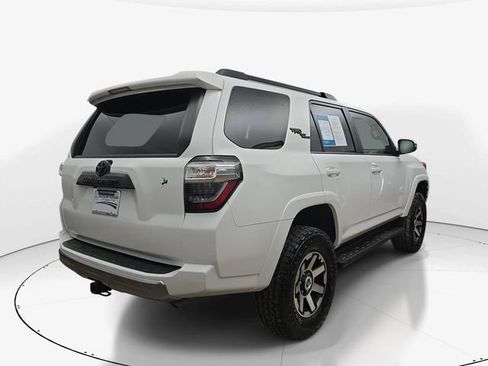 Used 2023 Toyota 4Runner TRD Off-Road Premium AWD/4WD image 4