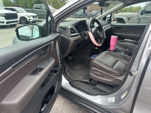 Used 2018 Honda Odyssey EX-L image 5