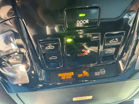 Used 2024 Lexus RX 350 Premium image 20