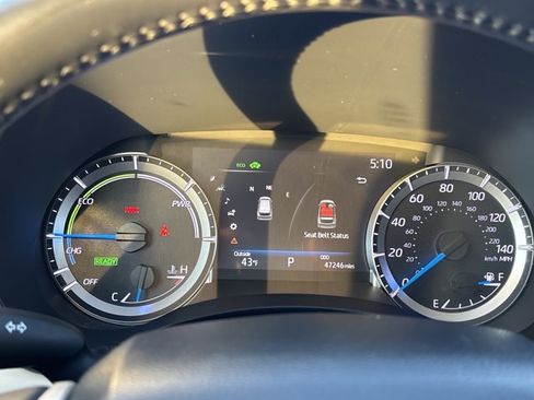 Used 2023 Toyota Highlander XLE image 28