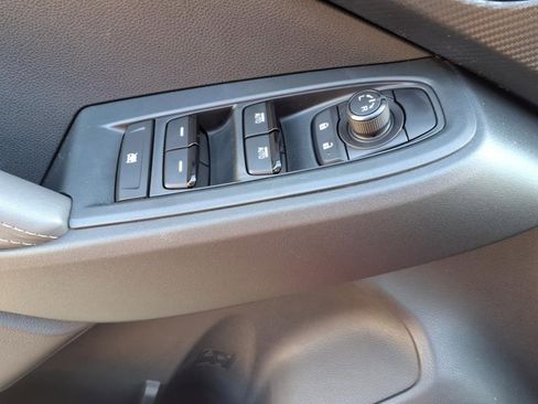 Certified 2025 Subaru Crosstrek 2.0i Premium image 11