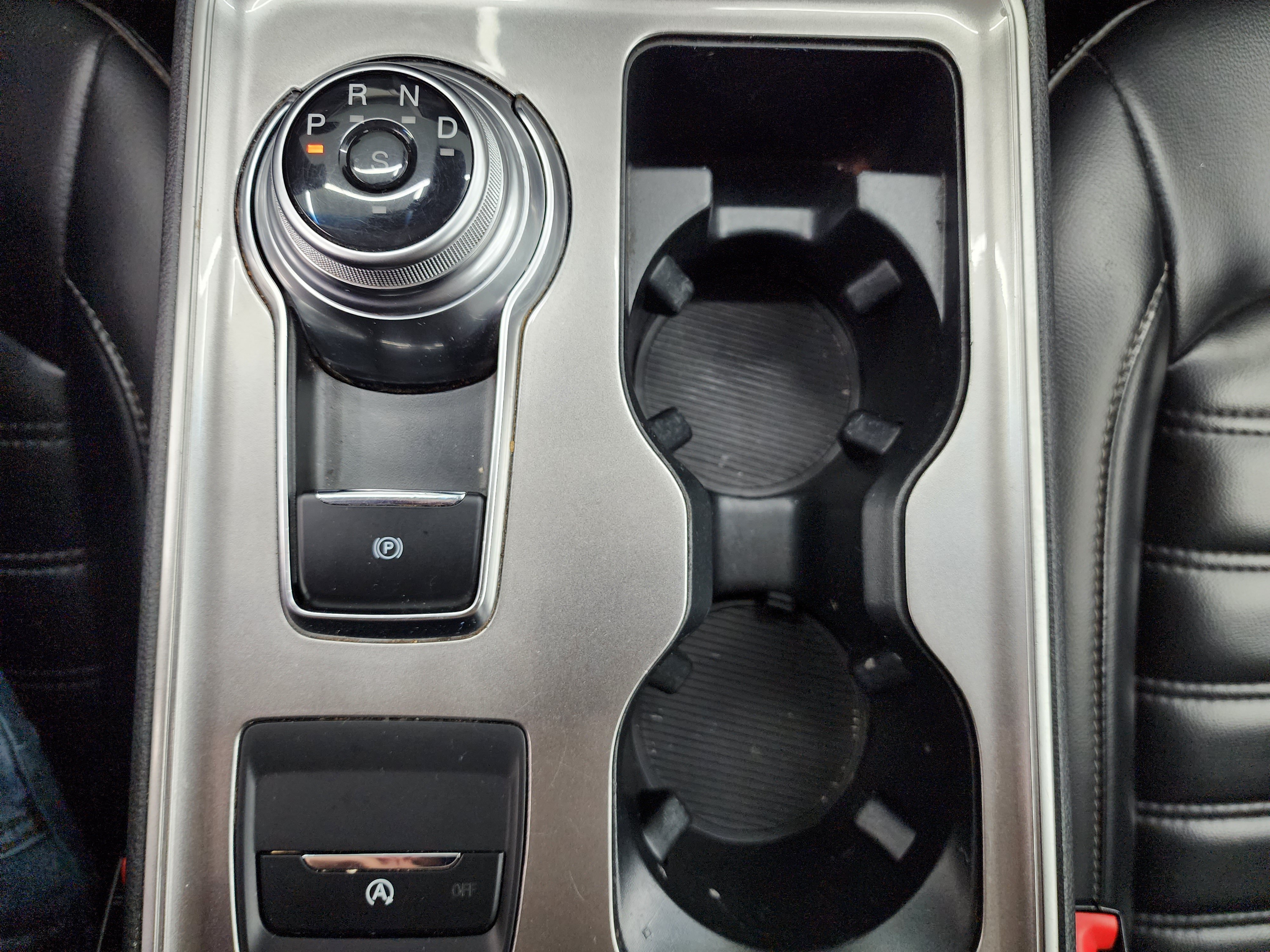 Used 2024 Ford Edge SEL AWD/4WD image 48