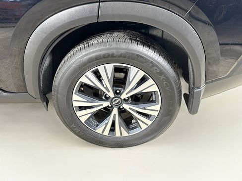 Used 2023 Nissan Rogue SV AWD/4WD image 35