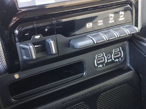 Used 2023 RAM 2500 Limited AWD/4WD image 19