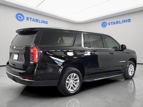 Certified 2025 Chevrolet Suburban LS RWD image 9