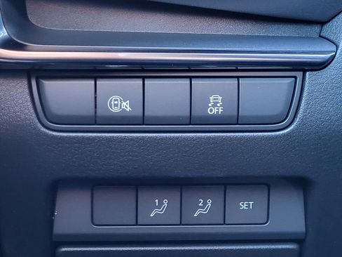 Certified 2025 MAZDA MAZDA3 s image 13