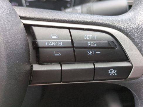 Used 2024 MAZDA MAZDA3 s FWD image 22