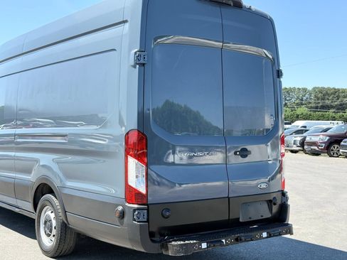 Used 2020 Ford Transit 250 148 High Roof Extended RWD image 10
