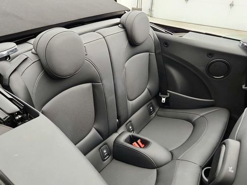 Used 2023 MINI Cooper S image 24