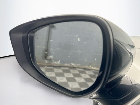 Used 2024 MAZDA MAZDA3 s FWD image 16