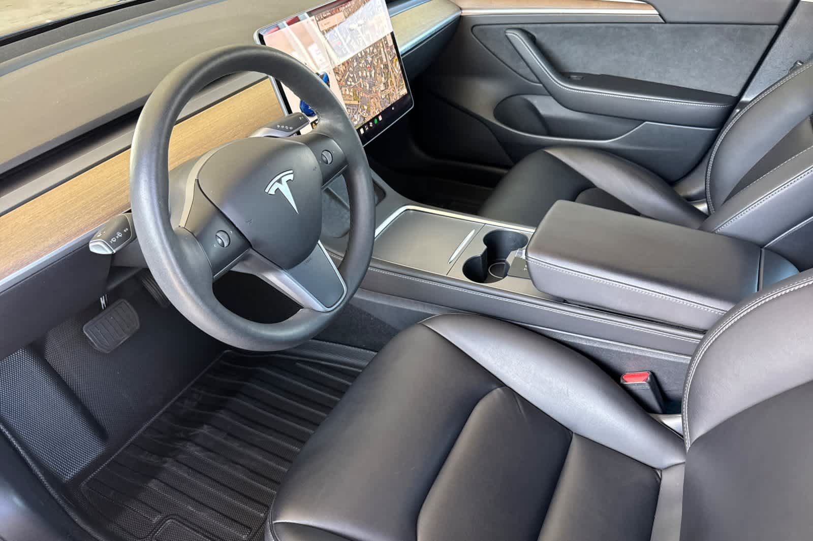 Used 2022 Tesla Model 3 Long Range AWD/4WD image 11