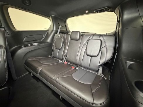 New 2026 Chrysler Pacifica Select AWD/4WD image 6