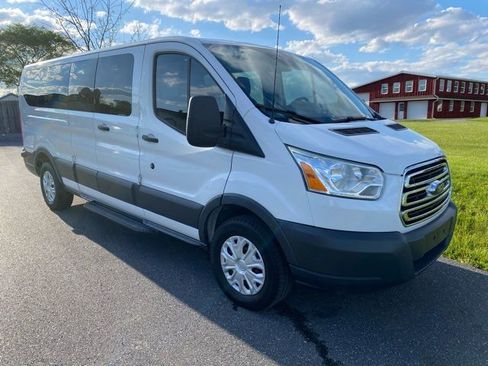 Used 2016 Ford Transit 350 XLT RWD image 8