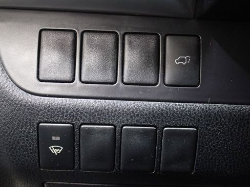 Used 2015 Toyota Highlander XLE image 41