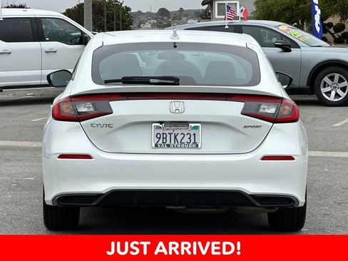 Used 2022 Honda Civic Sport image 4