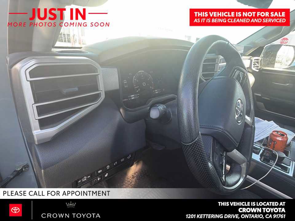 Used 2024 Toyota Tundra Limited AWD/4WD image 7