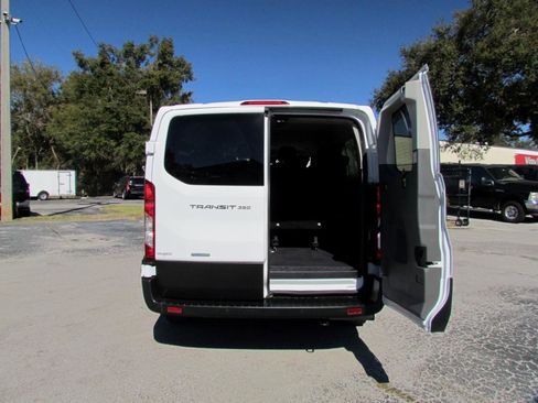 Used 2023 Ford Transit 350 XLT image 18