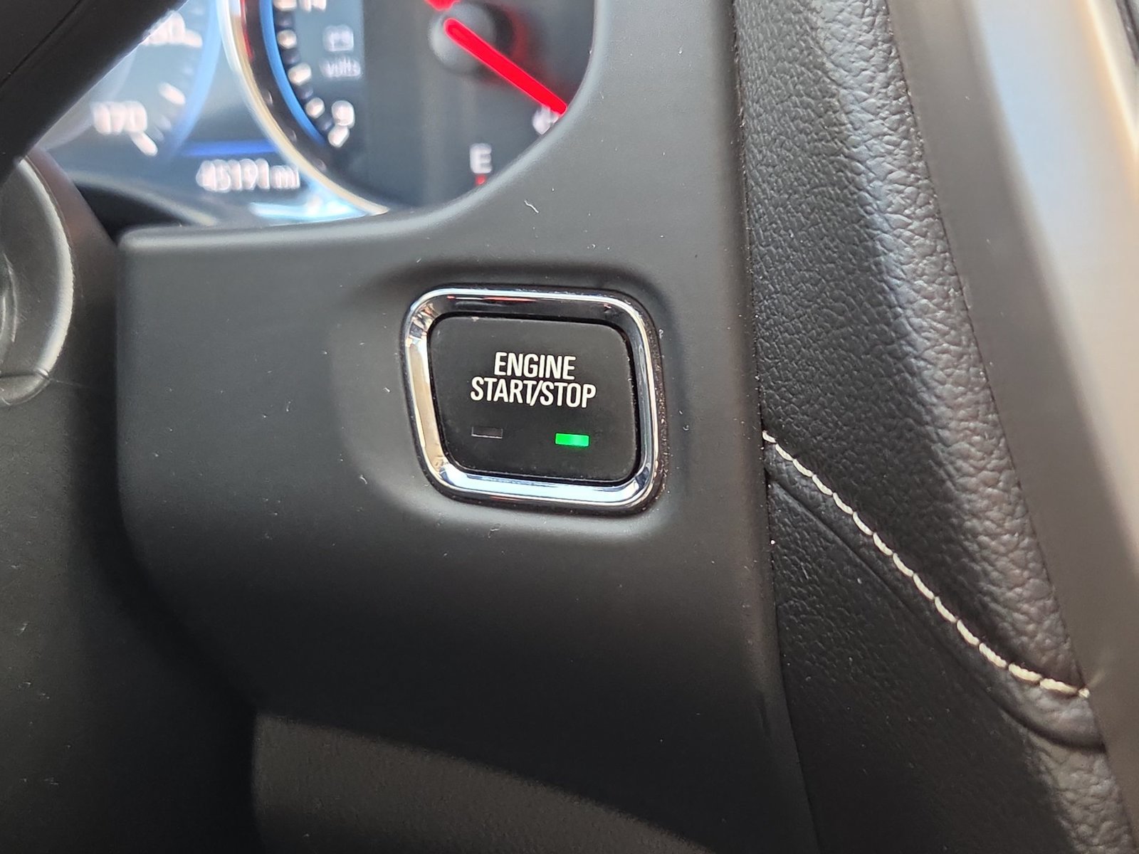 Used 2023 GMC Acadia Denali FWD image 17